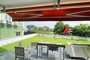 Tropicana Golf & Country Resort