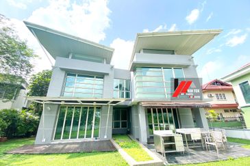 Tropicana Golf & Country Resort