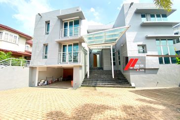 Tropicana Golf & Country Resort