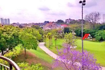 Tropicana Golf & Country Resort