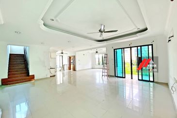 Tropicana Golf & Country Resort