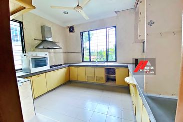 Tropicana Golf & Country Resort