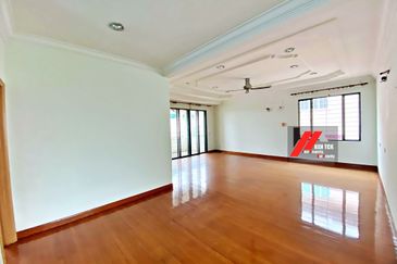 Tropicana Golf & Country Resort