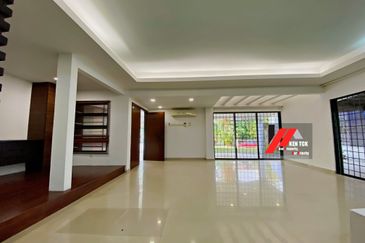 Tropicana Golf & Country Resort