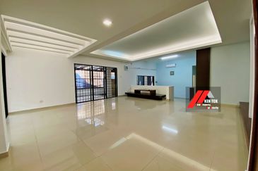 Tropicana Golf & Country Resort