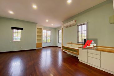 Tropicana Golf & Country Resort