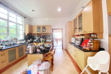 Tropicana Golf & Country Resort