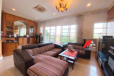 Tropicana Golf & Country Resort