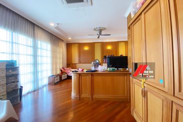 Tropicana Golf & Country Resort