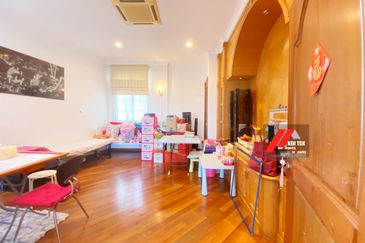 Tropicana Golf & Country Resort