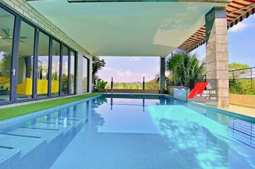 Tropicana Golf & Country Resort