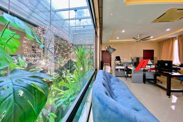 Tropicana Golf & Country Resort