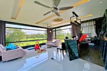 Tropicana Golf & Country Resort