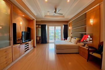 Tropicana Golf & Country Resort