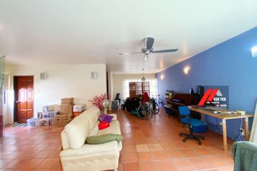 Tropicana Golf & Country Resort