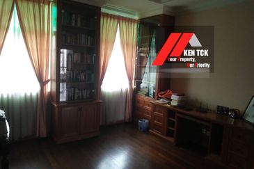 Tropicana Golf & Country Resort