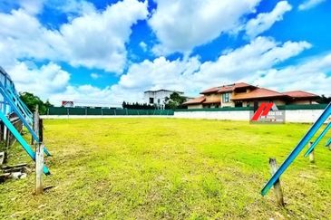 Tropicana Golf & Country Resort