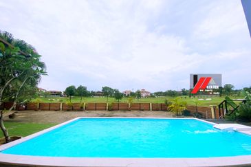 Tropicana Golf & Country Resort