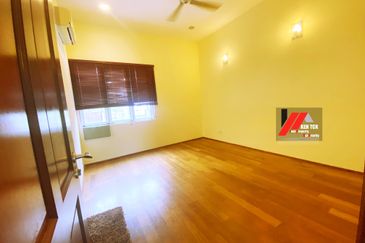 Tropicana Golf & Country Resort