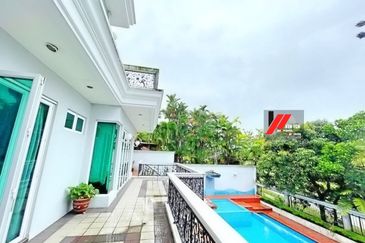 Tropicana Golf & Country Resort