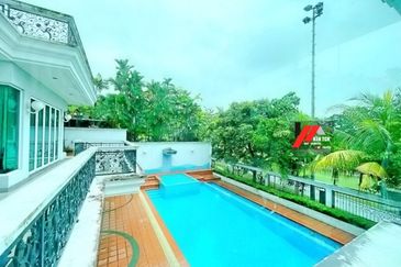 Tropicana Golf & Country Resort