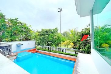 Tropicana Golf & Country Resort