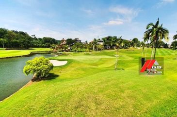 Tropicana Golf & Country Resort