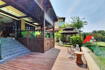 Tropicana Golf & Country Resort