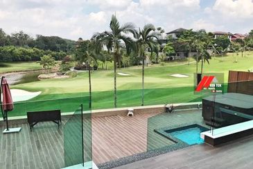 Tropicana Golf & Country Resort