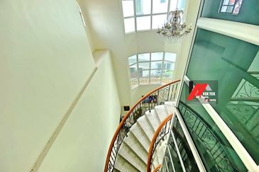 Tropicana Golf & Country Resort