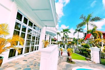 Tropicana Golf & Country Resort