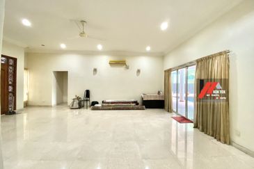 Tropicana Golf & Country Resort