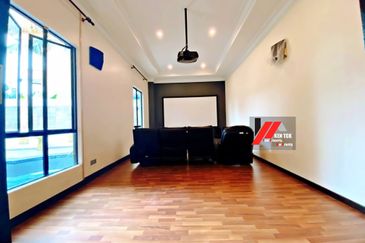 Tropicana Golf & Country Resort