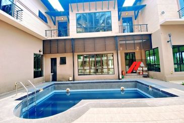 Tropicana Golf & Country Resort