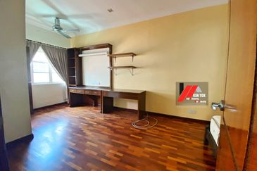 Tropicana Golf & Country Resort