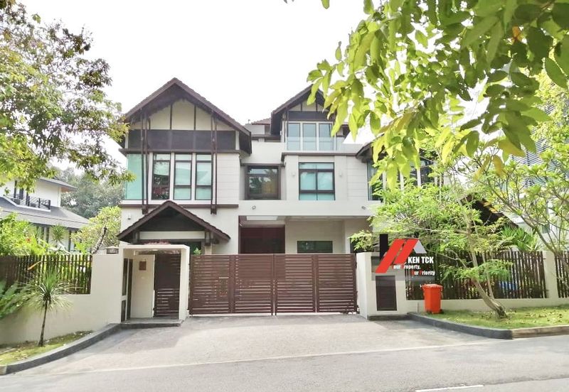 Tropicana Golf & Country Resort