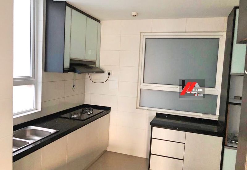 Rafflesia @ The Hill