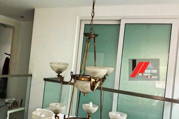 Rafflesia @ The Hill