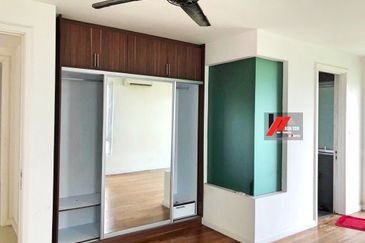 Rafflesia @ The Hill