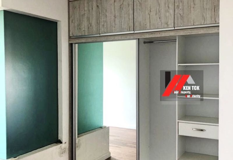 Rafflesia @ The Hill