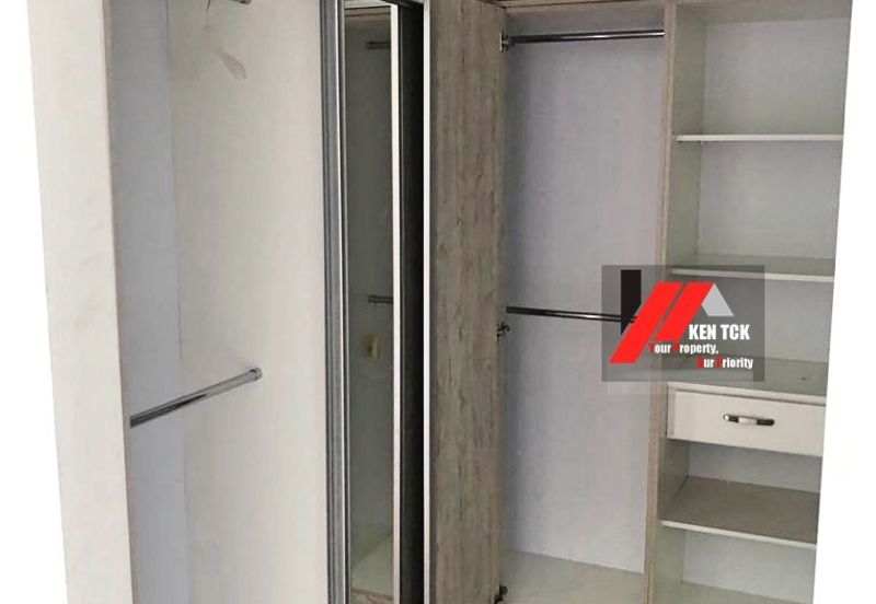 Rafflesia @ The Hill