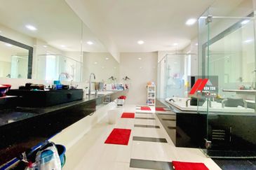 Rafflesia @ The Hill