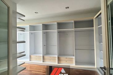 Rafflesia @ The Hill