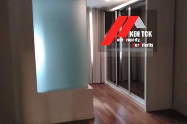 Rafflesia @ The Hill