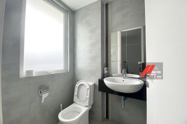 Rafflesia @ The Hill