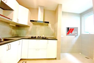 Rafflesia @ The Hill