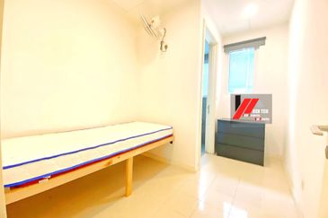 Rafflesia @ The Hill