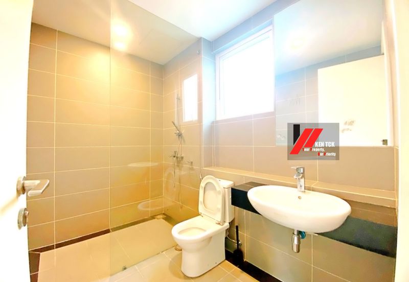 Rafflesia @ The Hill