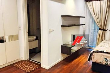 Rafflesia @ The Hill