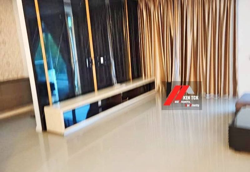 Rafflesia @ The Hill